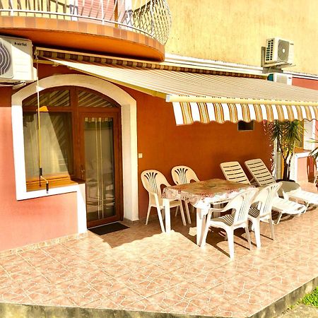 Unio Vendeghaz 1 Apartment Siofok Exterior photo