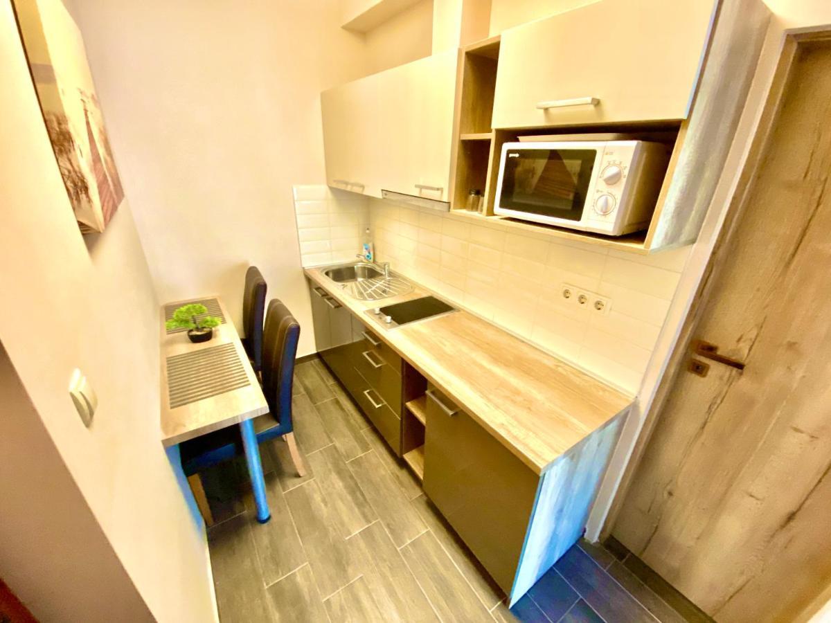 Unio Vendeghaz 1 Apartment Siofok Exterior photo